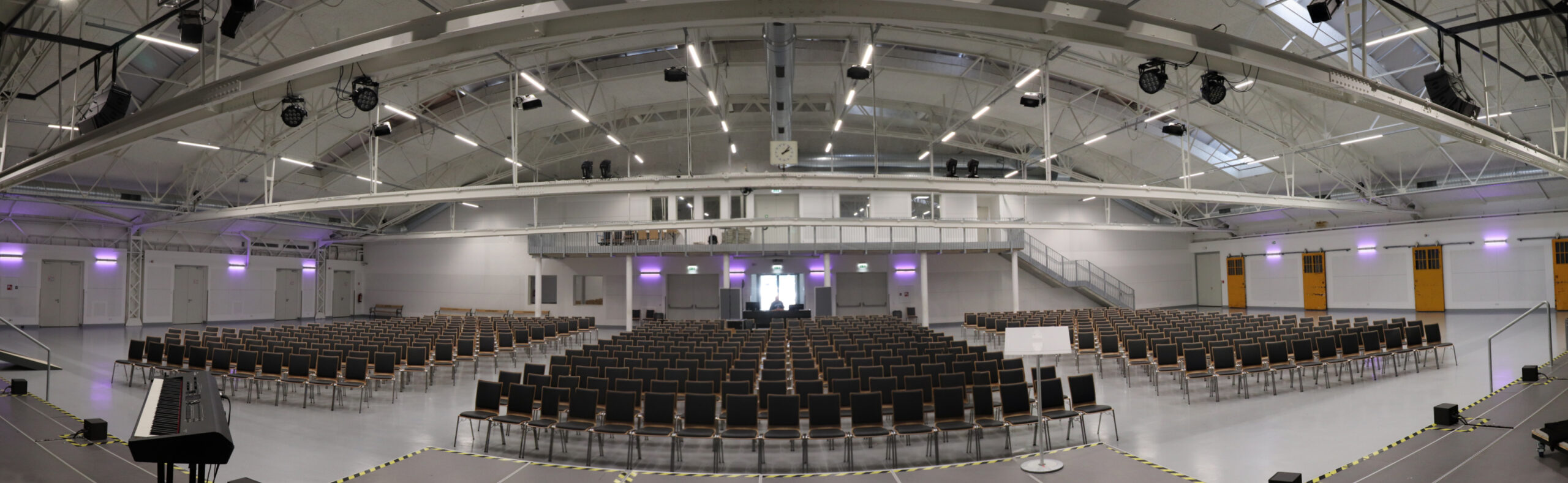 Expedithalle Wien Main Hall Photo
